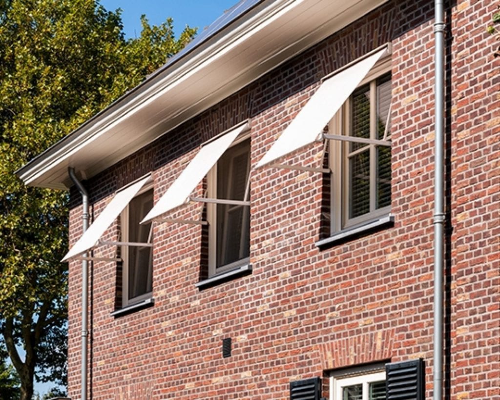 Uitvalschermen-op-maat-das-vlassak