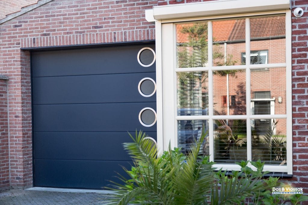 rolluiken en garagedeuren